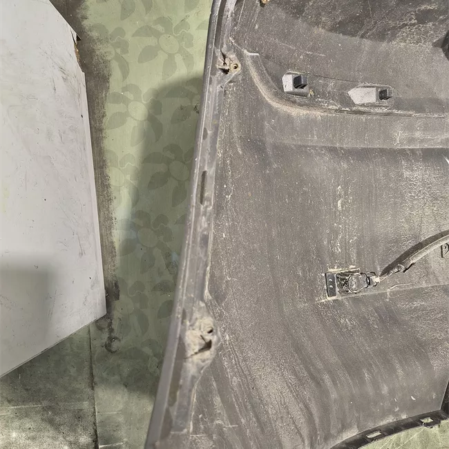 Paraurti posteriore con sensori parcheggio primer