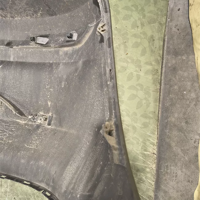 Paraurti posteriore con sensori parcheggio primer