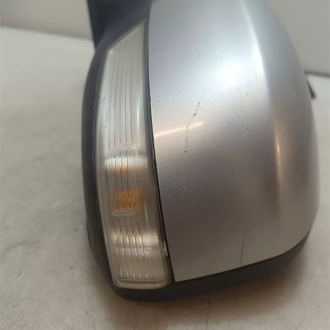 Retrovisore esterno regolazione elettrica sinistro con luce orientamento
