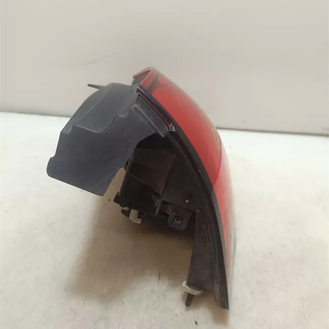 Fanale posteriore sinistro