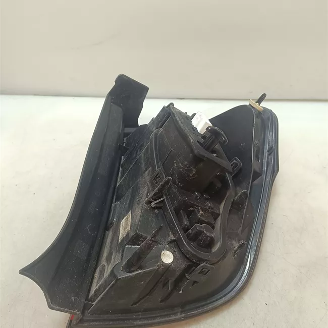 Fanale posteriore sinistro