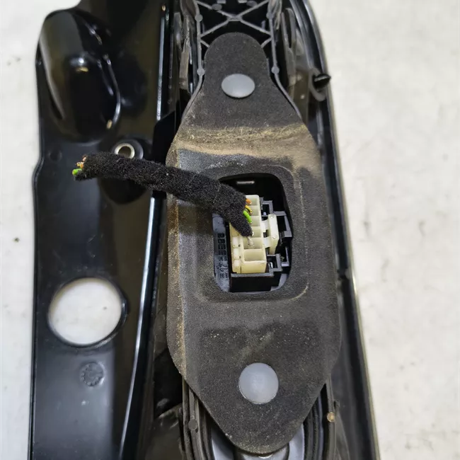 Fanale posteriore sinistro