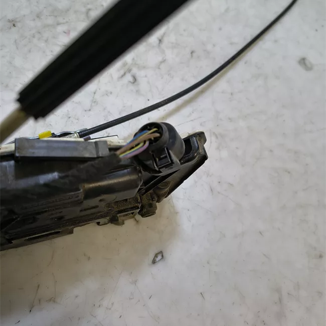 Serratura porta posteriore destra