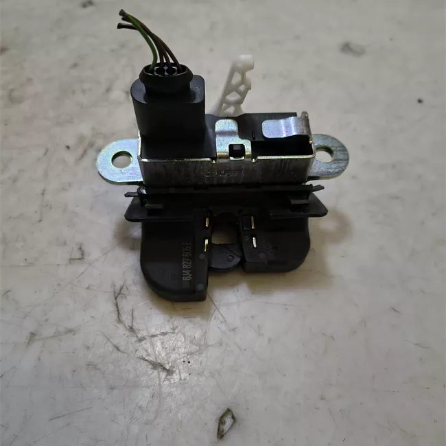 Serratura portello posteriore nero satinato