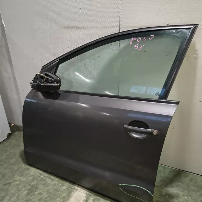 Porta anteriore sinistra