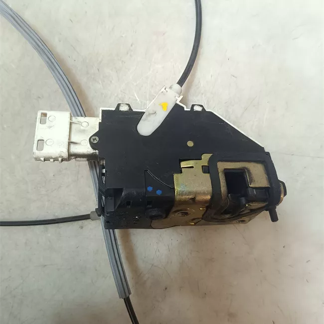 Serratura porta anteriore destra Superbloccaggio