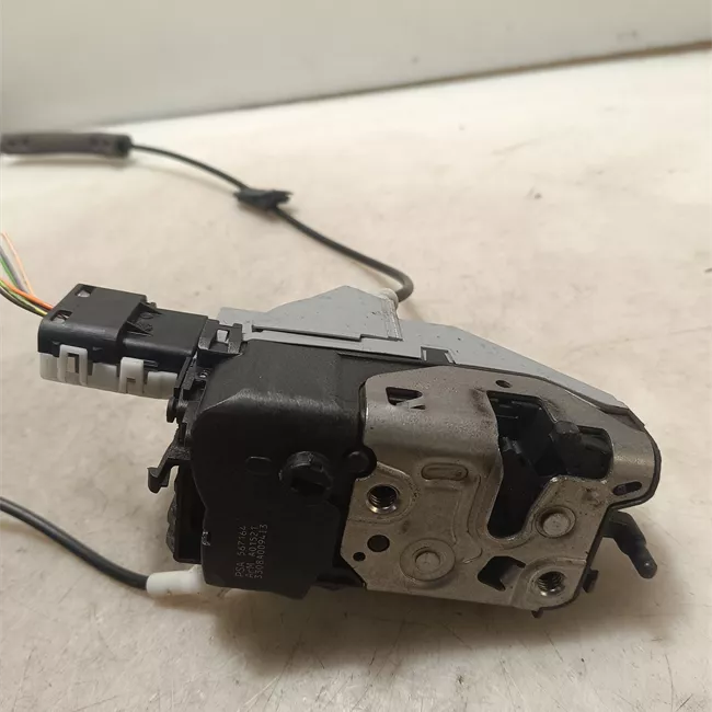 Serratura porta posteriore destra