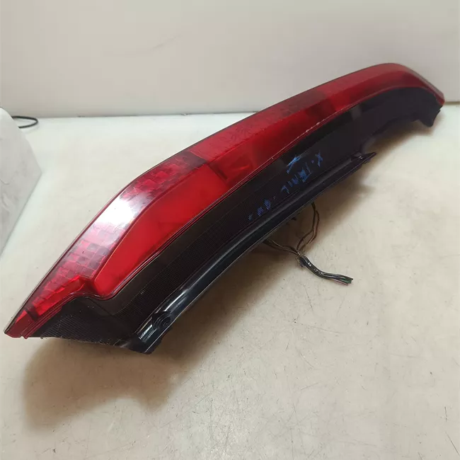 Fanale posteriore sinistro