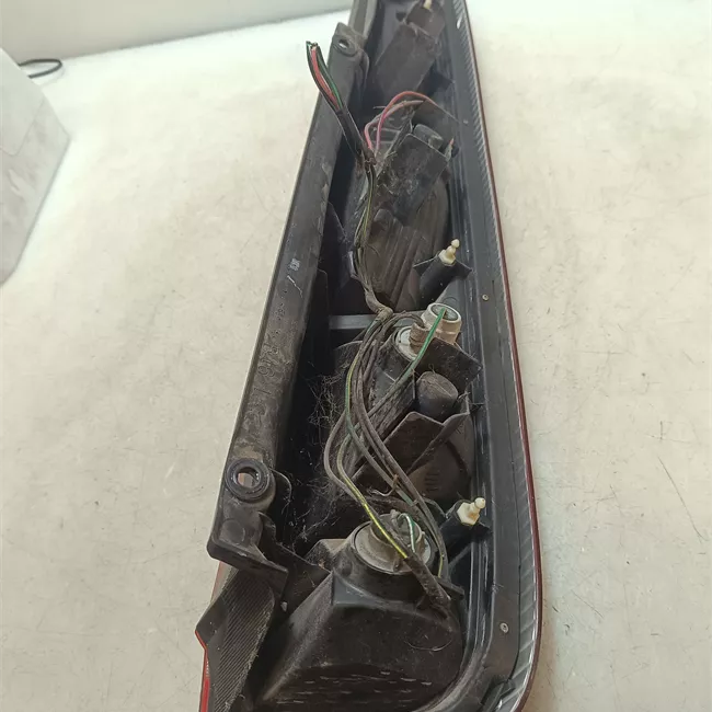 Fanale posteriore sinistro