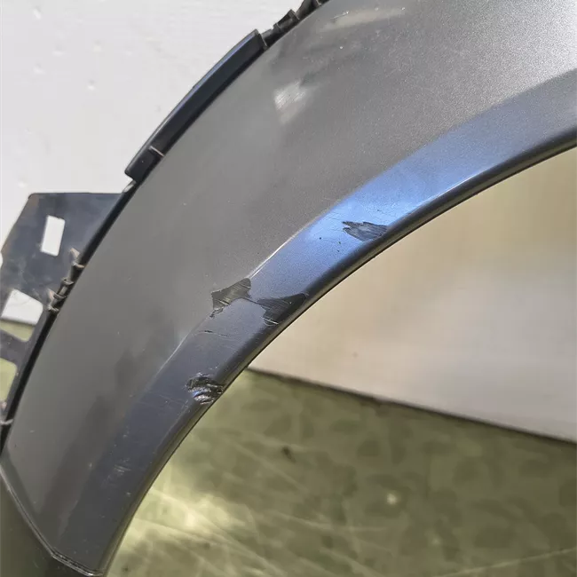 Parafango anteriore sinistro primer