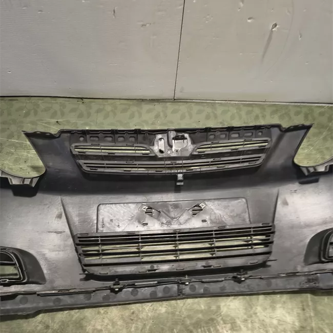 Paraurti anteriore