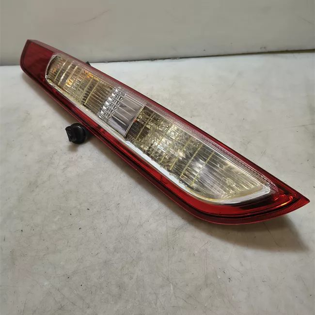 Fanale posteriore sinistro