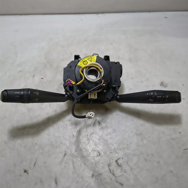 Devioguidasgancio comandi al volante nero