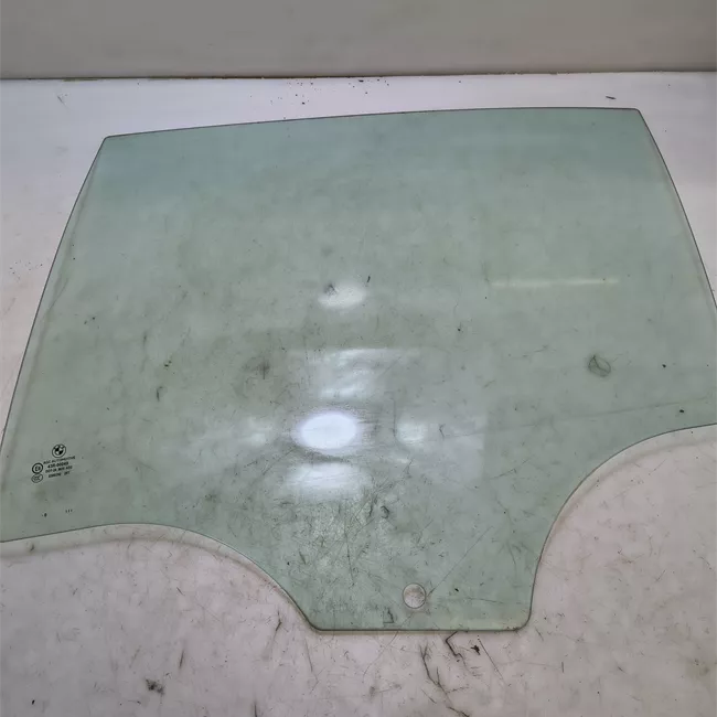 Scendente porta posteriore sinistro