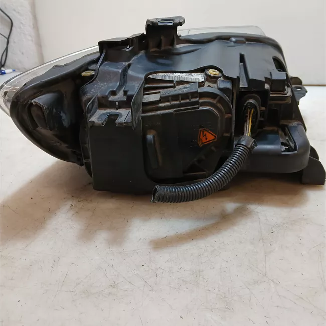 Proiettore sinistro Xeno