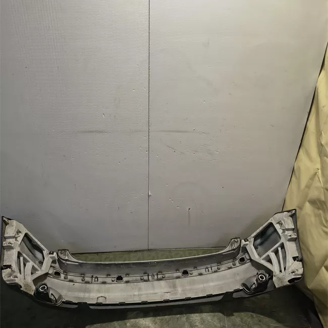 Paraurti posteriore primer