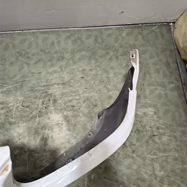 Paraurti anteriore t.4G000001>