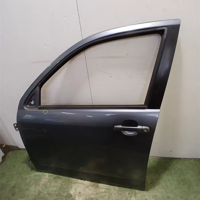 Porta anteriore sinistra