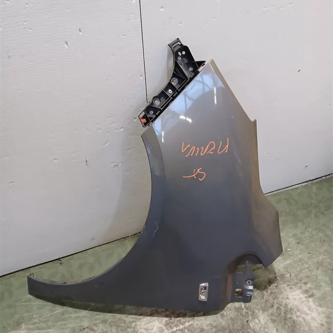 Parafango anteriore sinistro