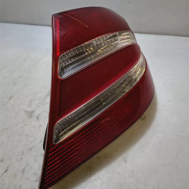 Fanale posteriore destro