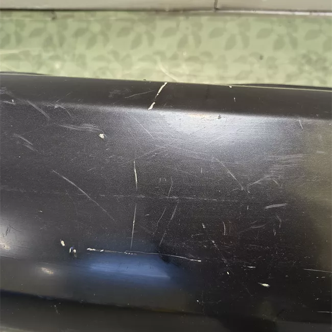 Paraurti posteriore con sensori parcheggio