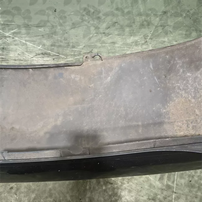 Paraurti posteriore con sensori parcheggio