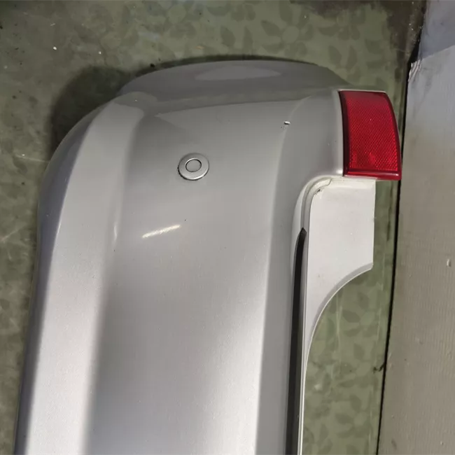 Paraurti posteriore con primer