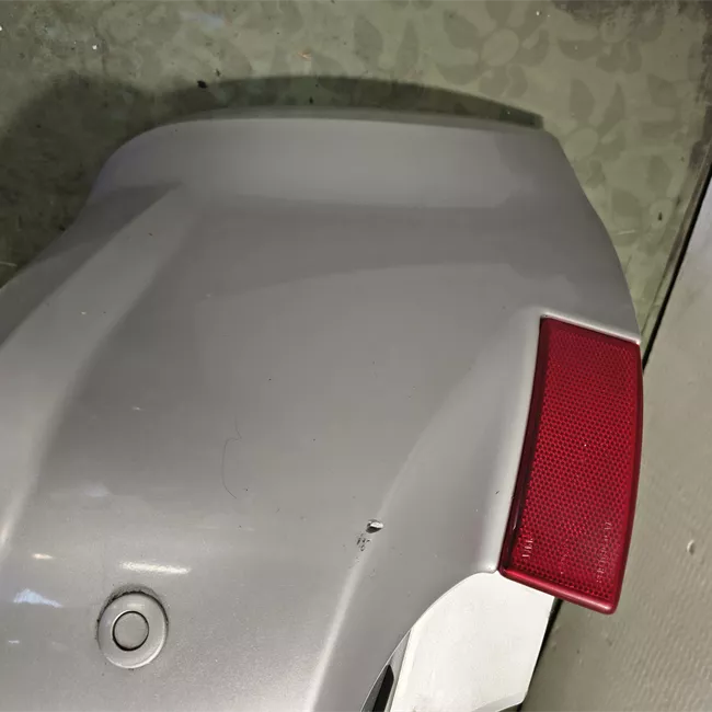 Paraurti posteriore con primer