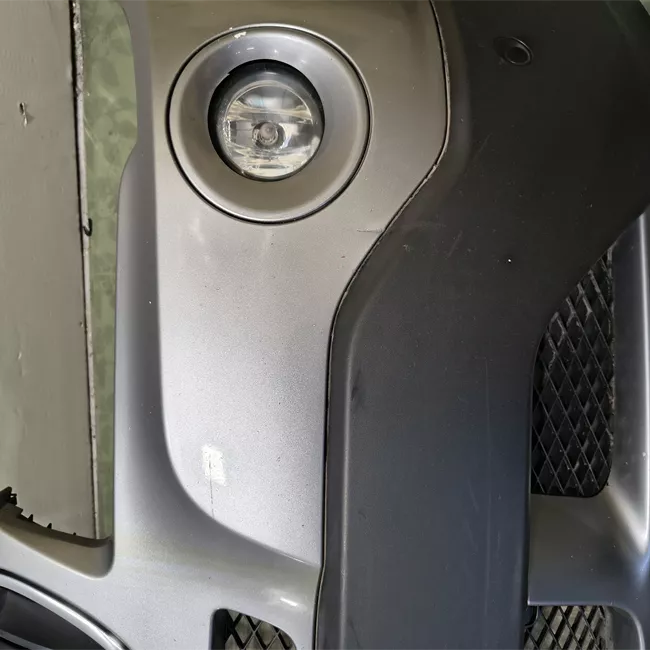 Paraurti anteriore senza park distance control pdc