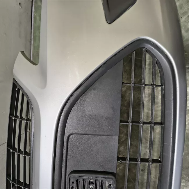 Paraurti anteriore primer