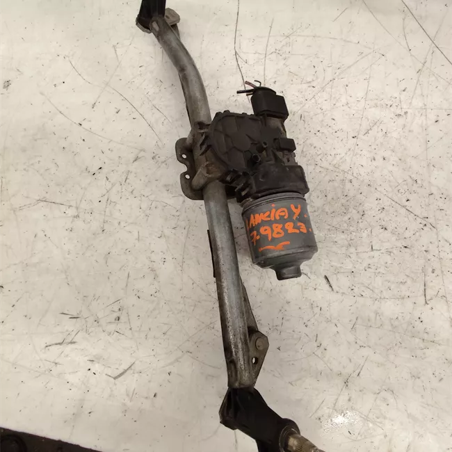 Meccanismo tergiparabrezza con motorino