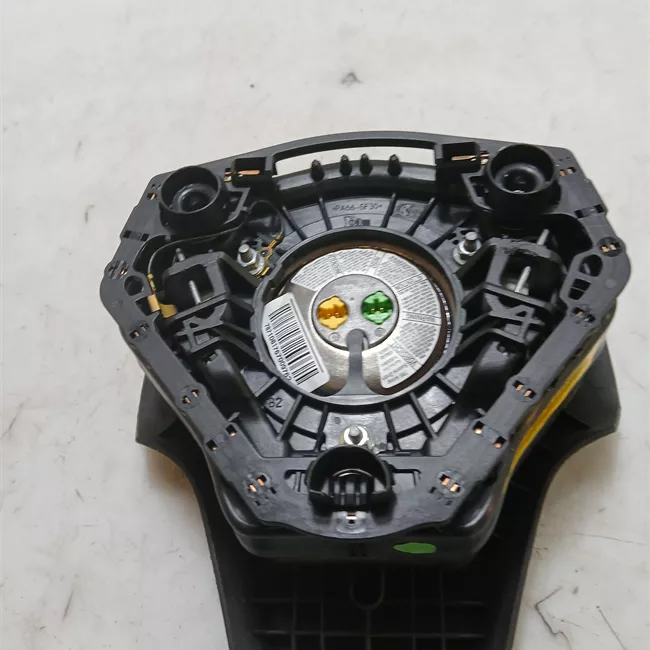 Dispositivo airbag lato guida