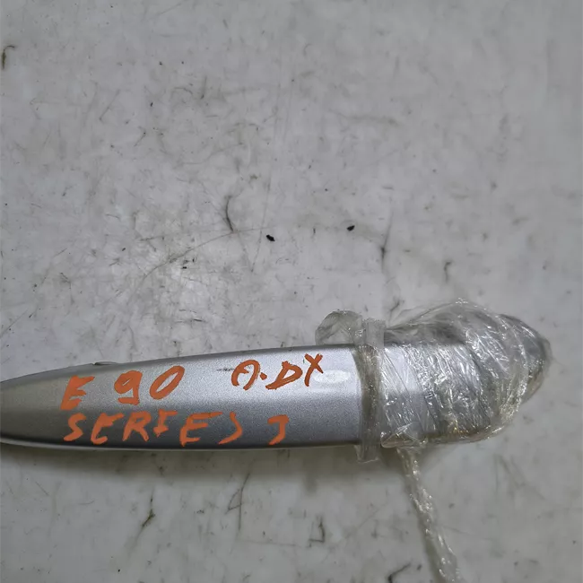 Maniglia porta anteriore destra