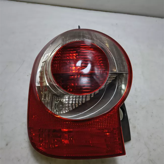 Fanale posteriore sinistro