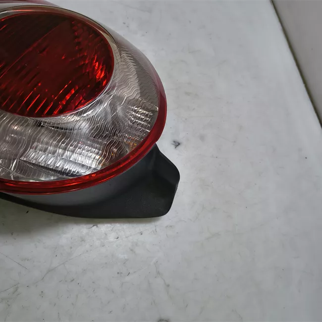 Fanale posteriore sinistro