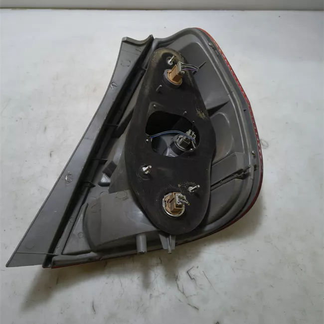 Fanale posteriore sinistro 2005>