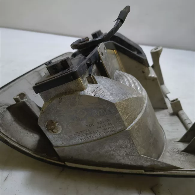 Fanale posteriore destro rosso