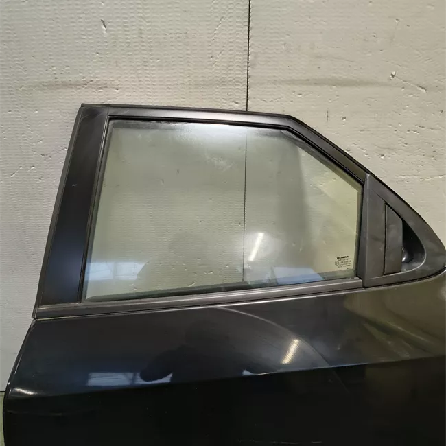 Porta posteriore sinistra