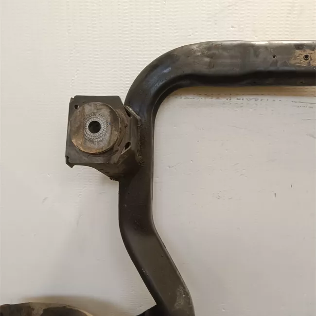 Telaio ausiliario anteriore