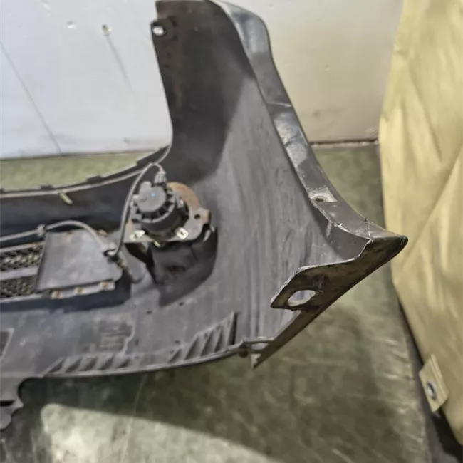 Paraurti anteriore con tergilavafari primer