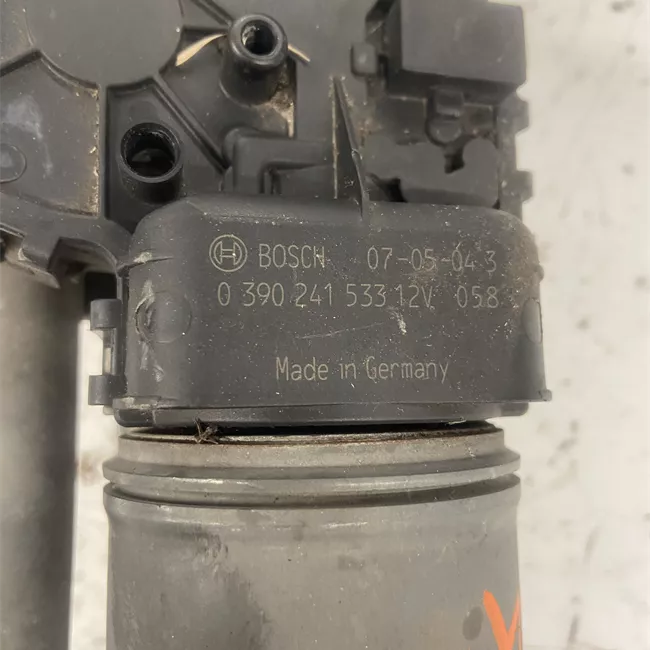 Meccanismo tergiparabrezza con motorino