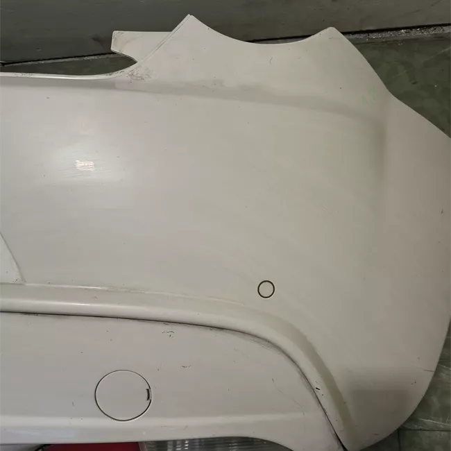 Paraurti posteriore con sensori parcheggio primer