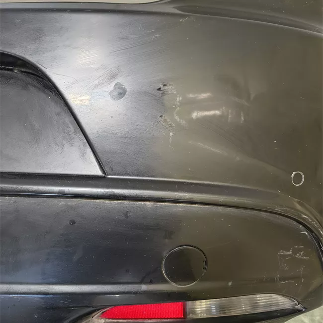 Paraurti posteriore con sensori parcheggio primer