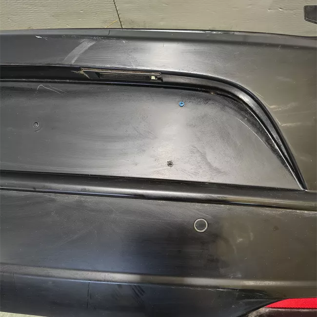 Paraurti posteriore con sensori parcheggio primer