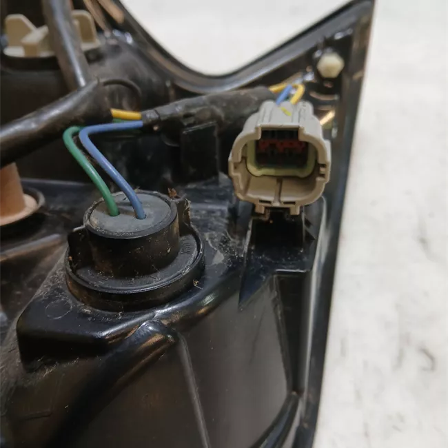 Fanale posteriore sinistro