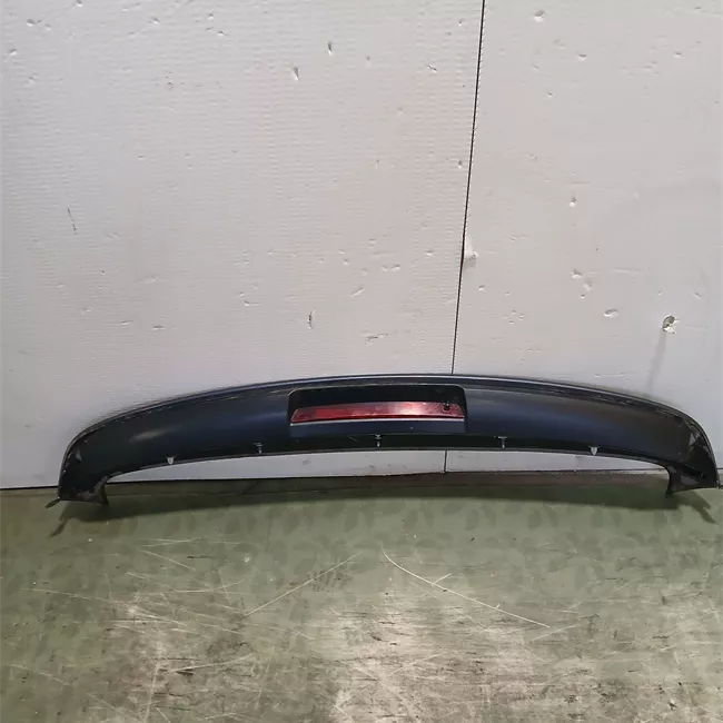Spoiler posteriore tetto grigio