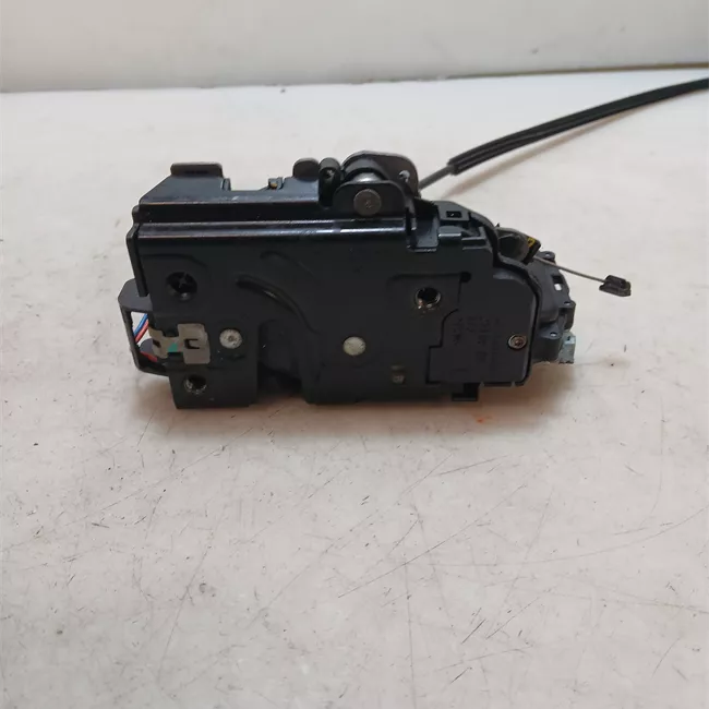 Serratura porta posteriore sinistra