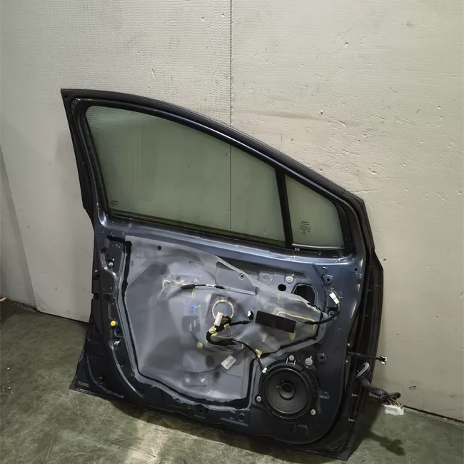 Porta anteriore sinistra