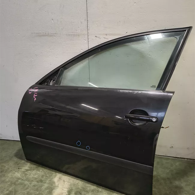 Porta anteriore sinistra