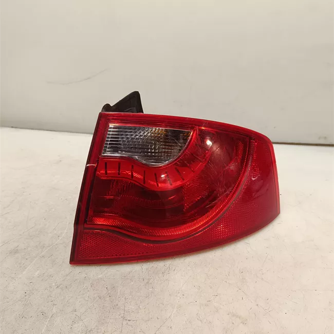 Fanale posteriore parte esterno destro